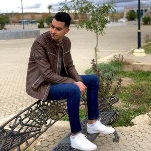 Meet your Posher, Raouf